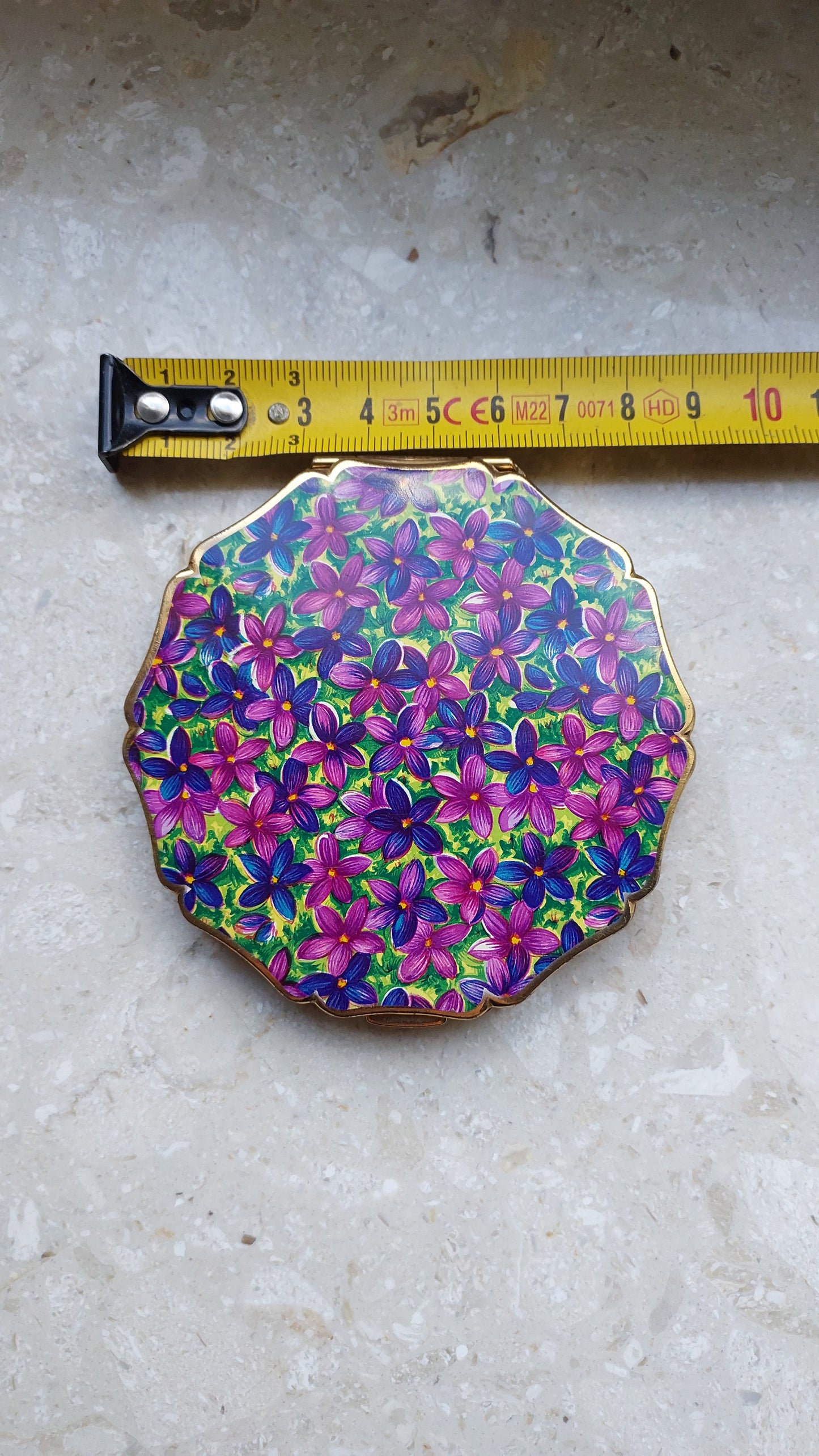 Puderniczka Stratton made in England