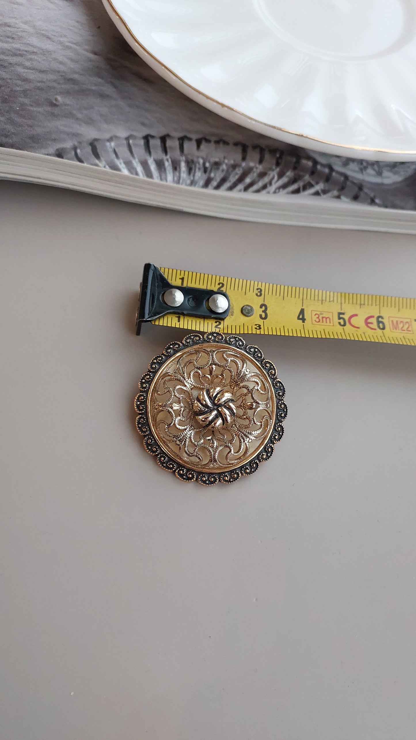 Dress clip W. Germany