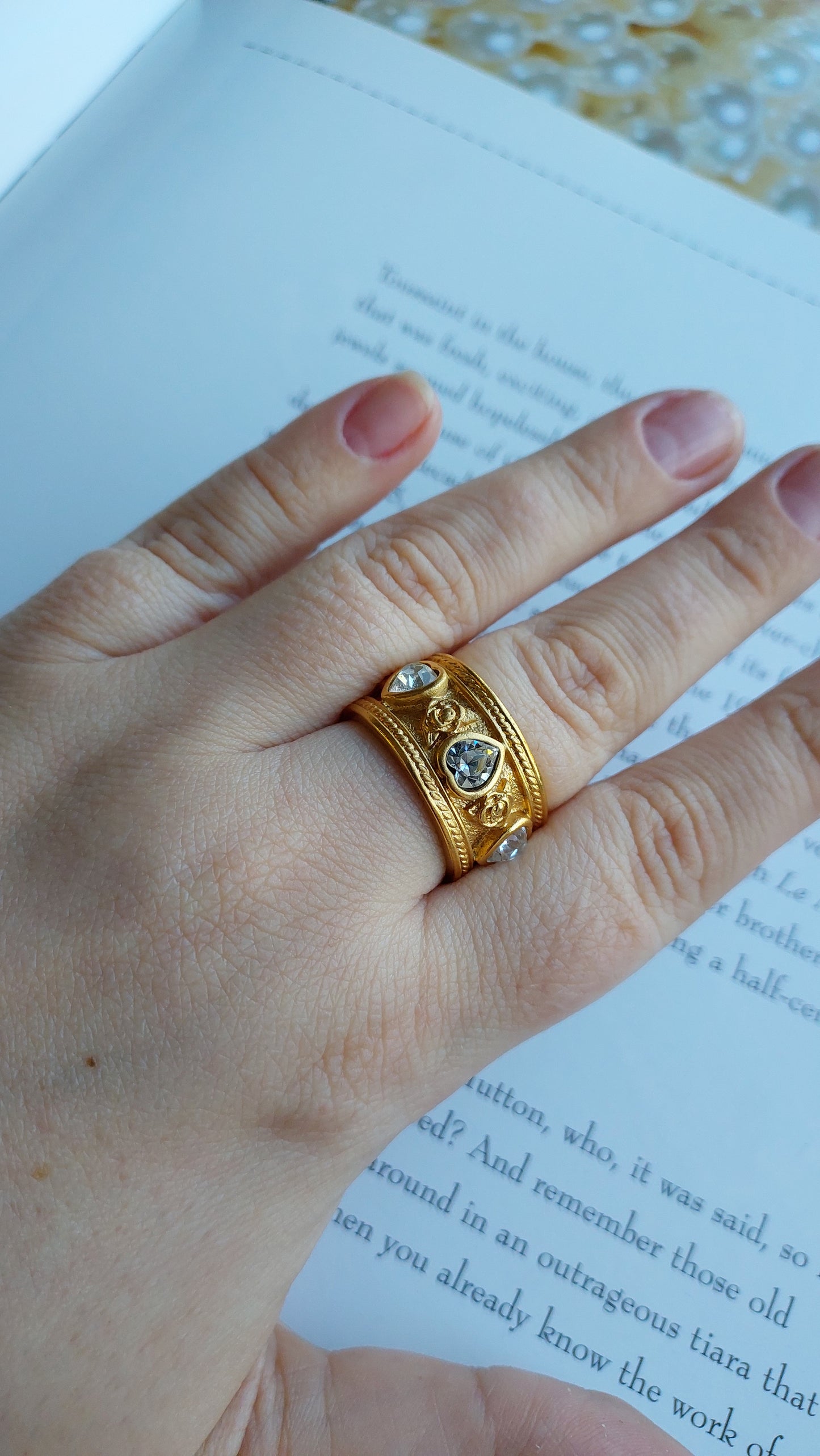 Pierścionek Elizabeth Taylor for Avon