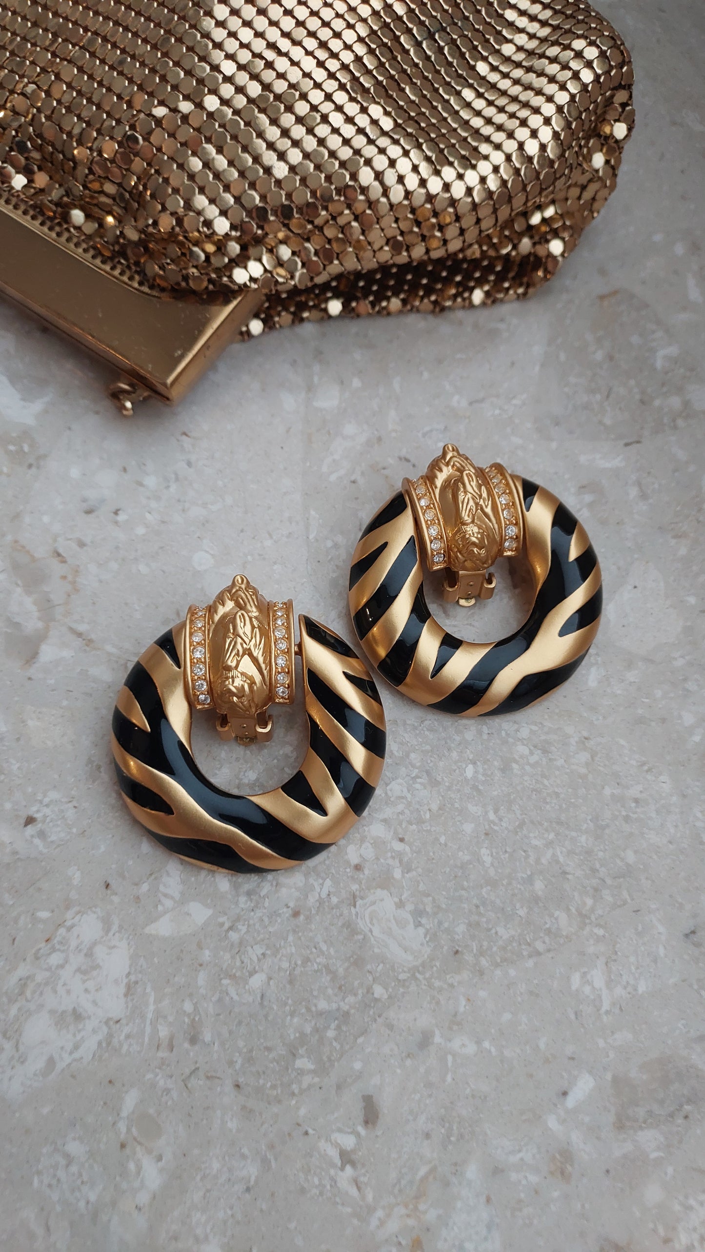 Klipsy Elizabeth Taylor for Avon "Zebra Stripe Collection "1993r