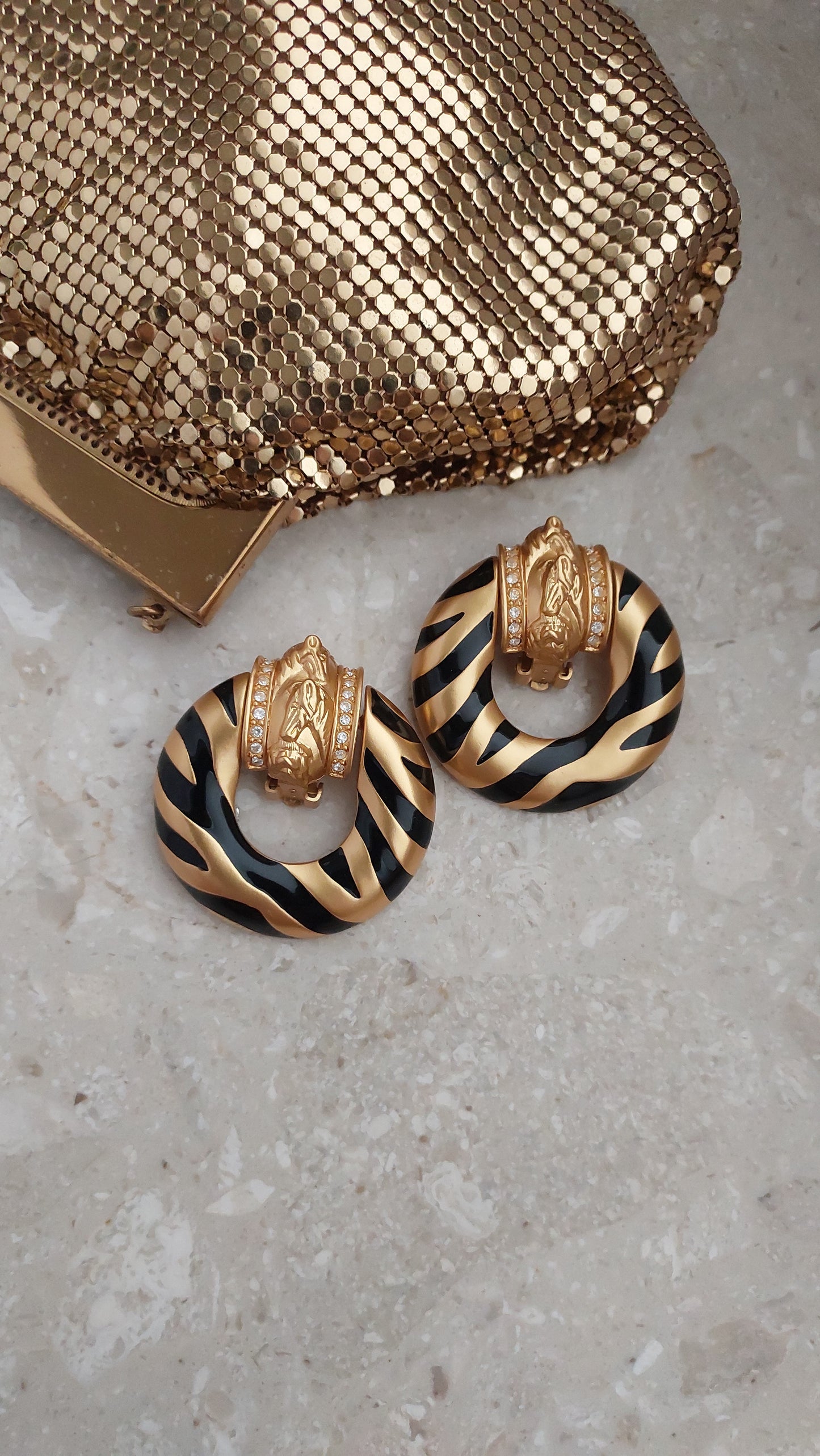 Klipsy Elizabeth Taylor for Avon "Zebra Stripe Collection "1993r