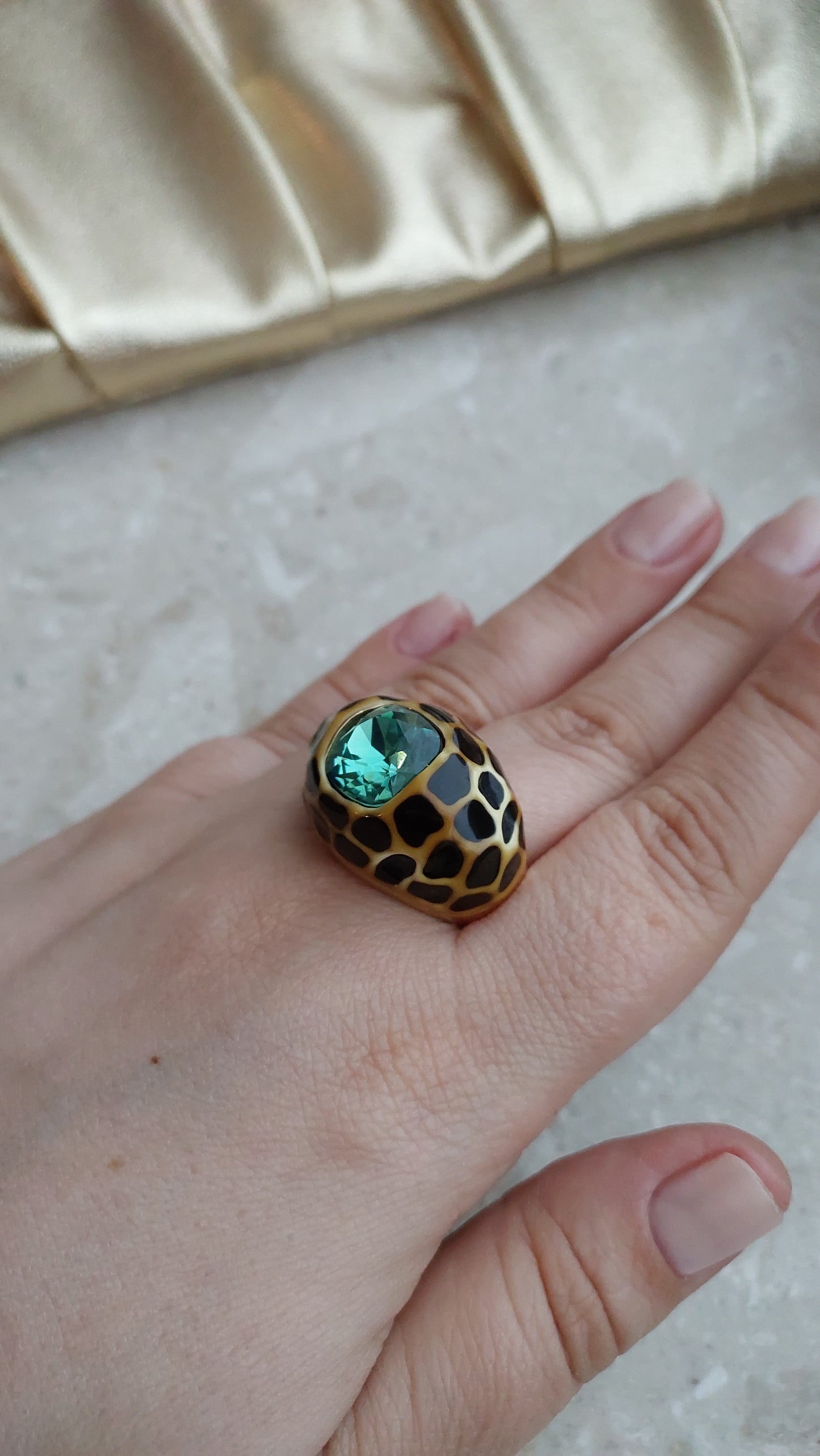 Pierścionek KJK w dużym rozmiarze — 22–22,5