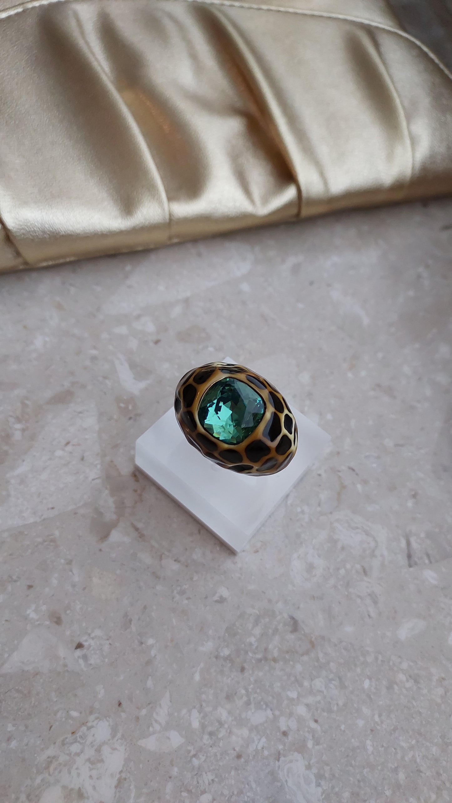 Pierścionek KJK w dużym rozmiarze — 22–22,5