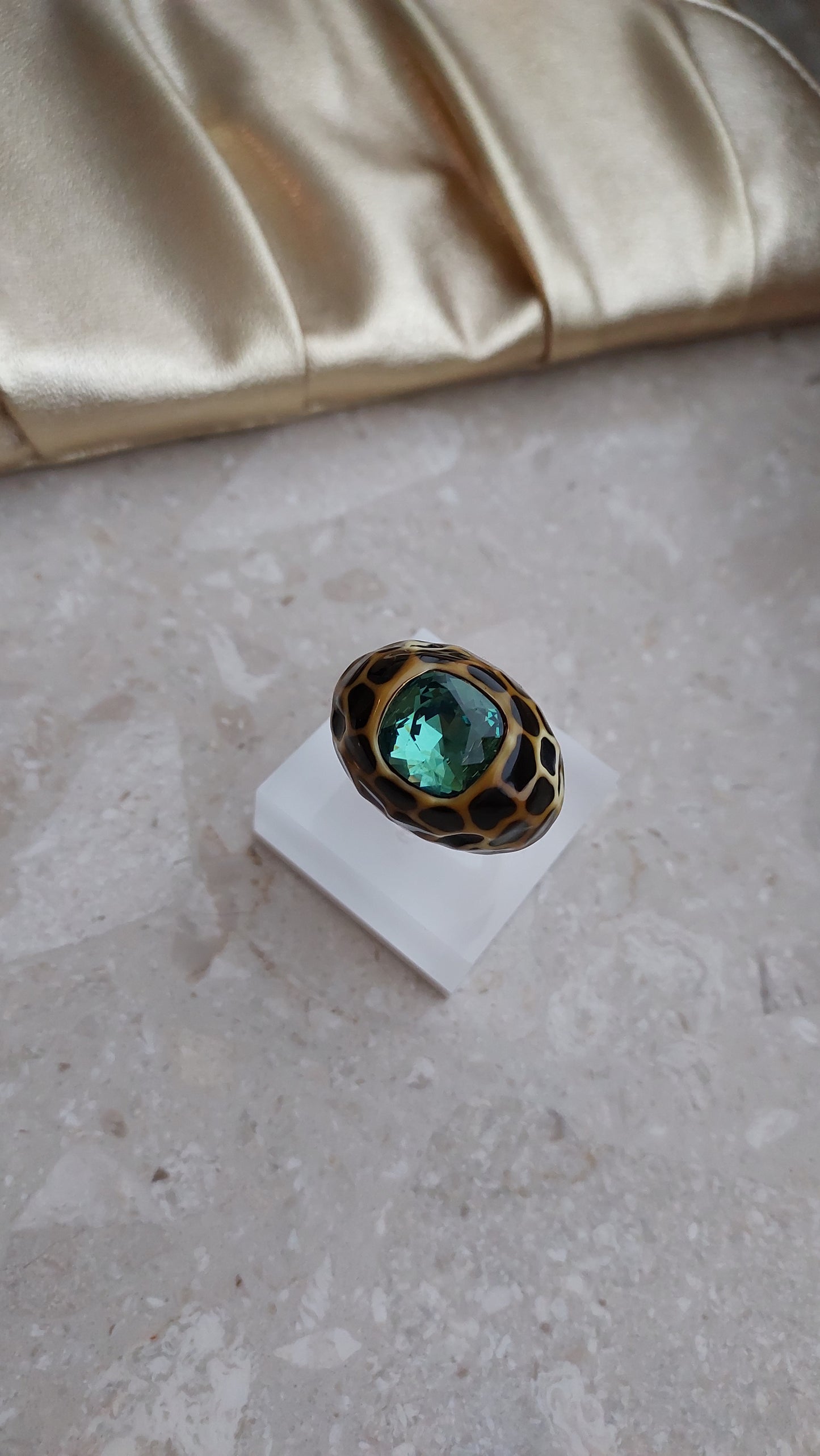 Pierścionek KJK w dużym rozmiarze — 22–22,5