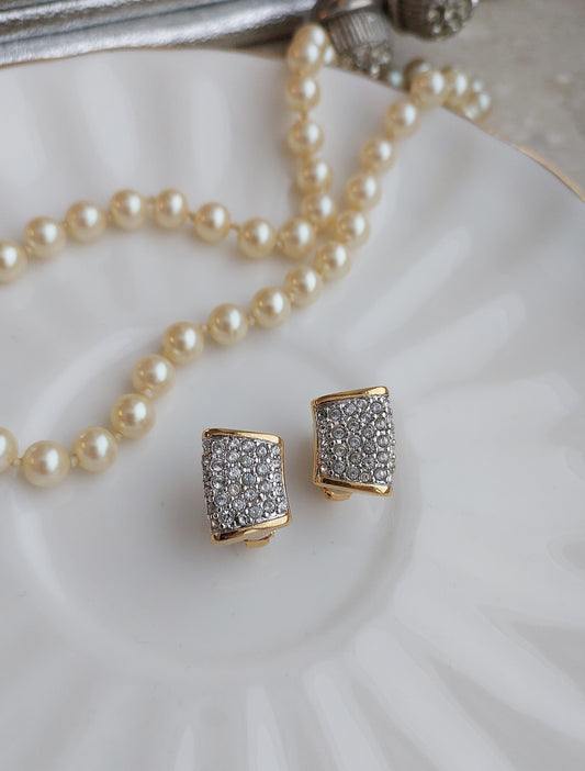 Miniaturowe klipsy vintage Swarovski z kryształami