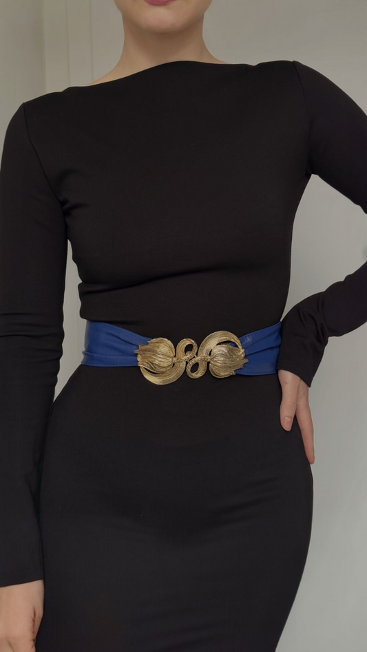 Pasek z dużą ozdobną klamrą od Mimi di N 1987r.